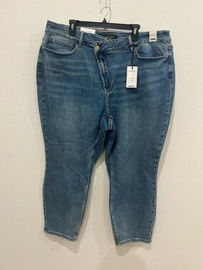 Judy Blue Women’s high waist relaxed fit Denim Jeans, size 24W, NWT